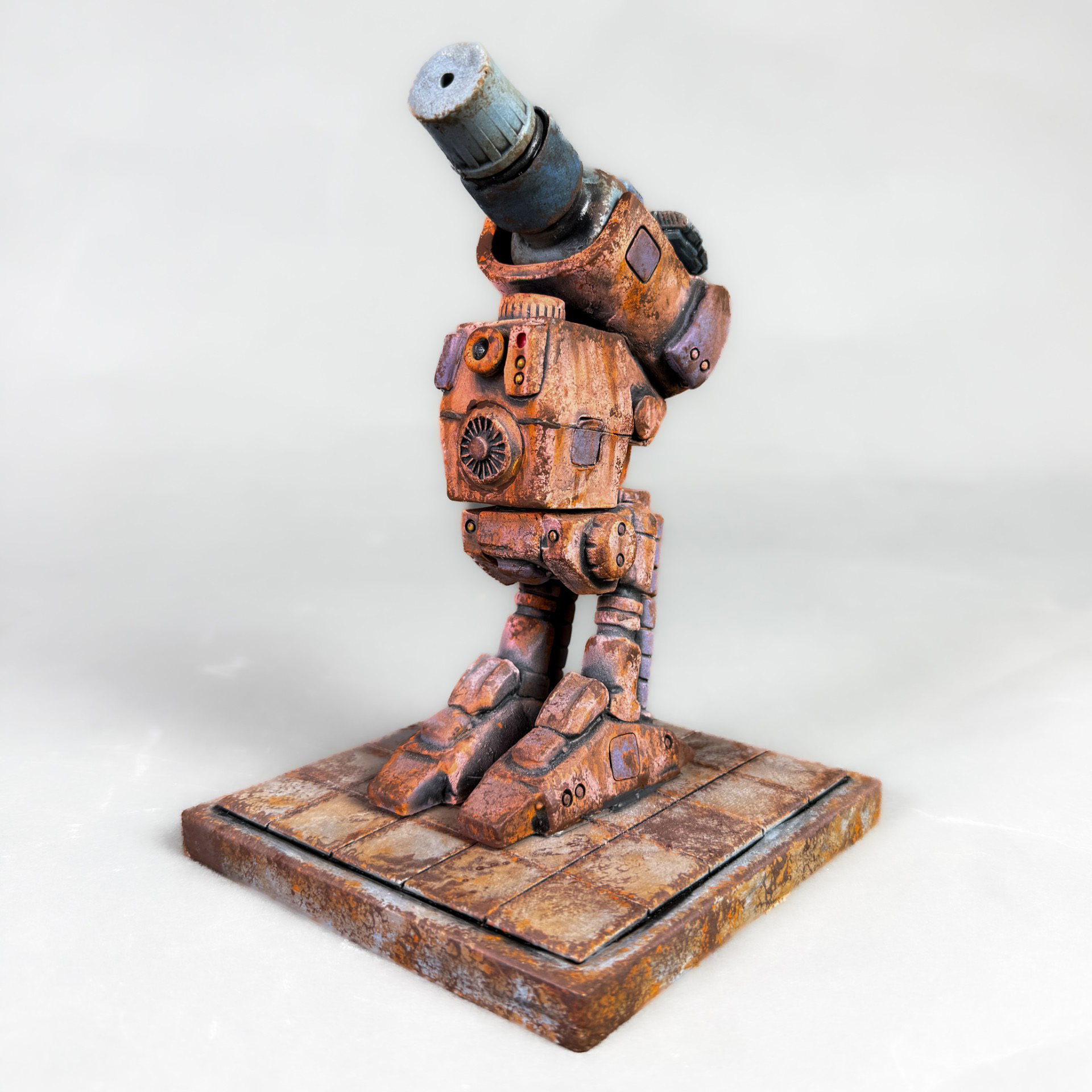 Dinner Time Action Force (1 canon shaker mech) - A functional ceramic sculpture