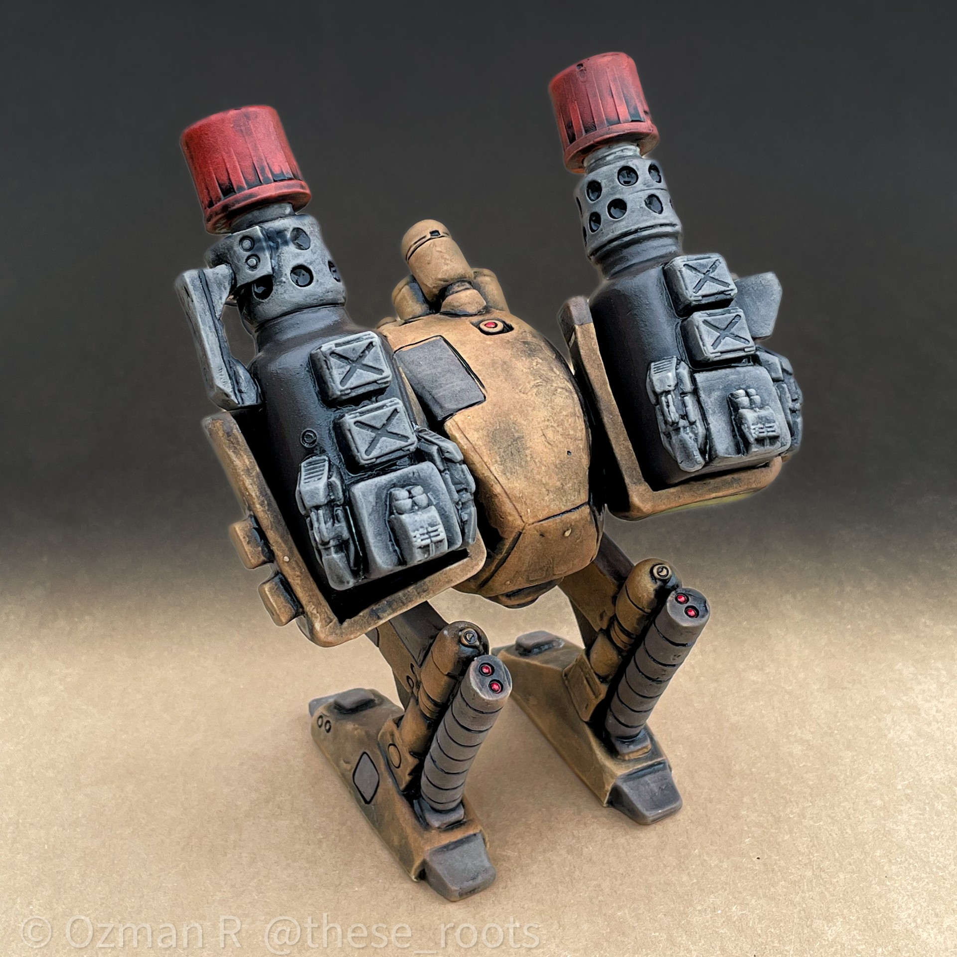 Salt and pepper mech view 2